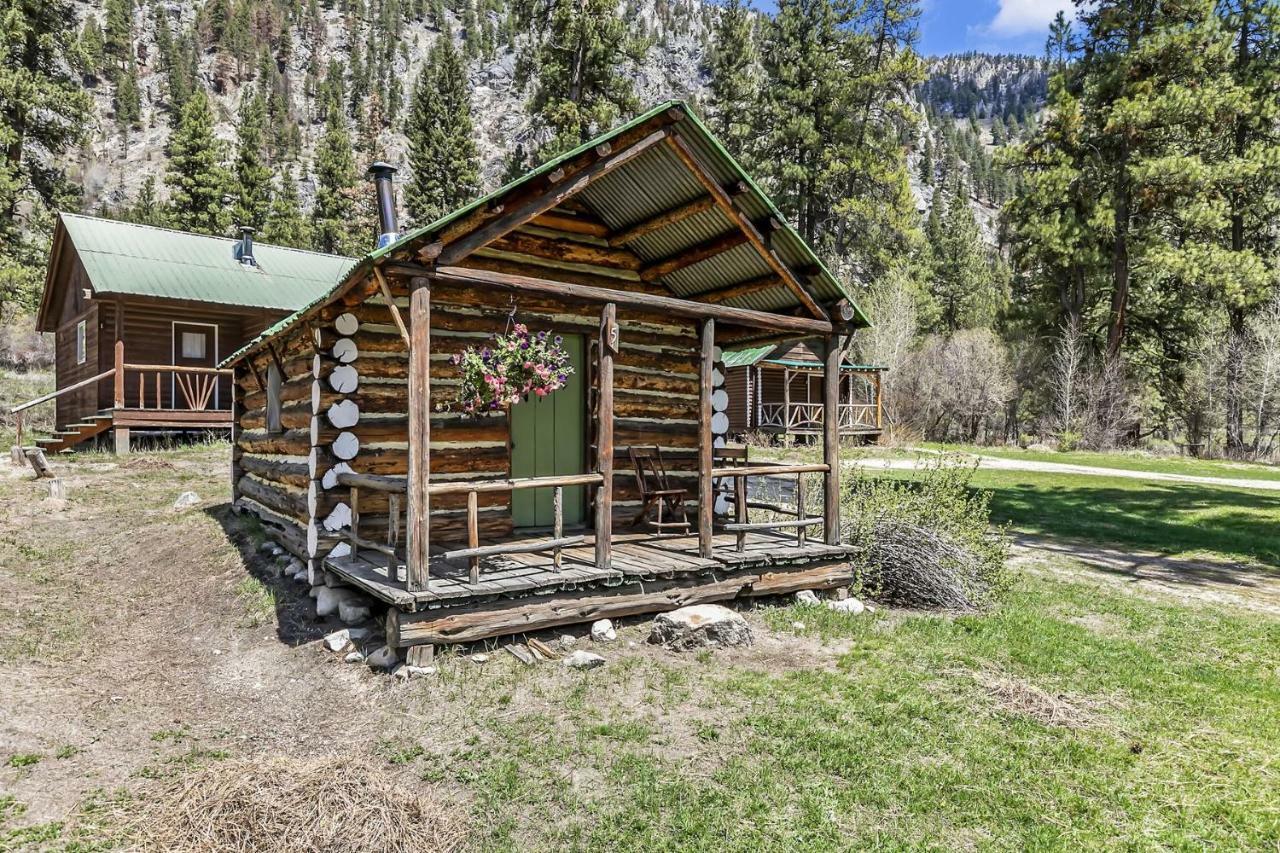 Sawtooth Lodge Stanley Bagian luar foto