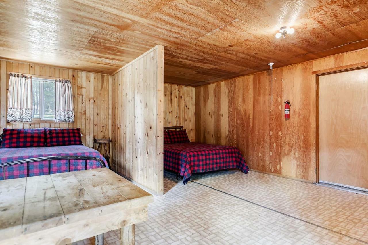 Sawtooth Lodge Stanley Bagian luar foto