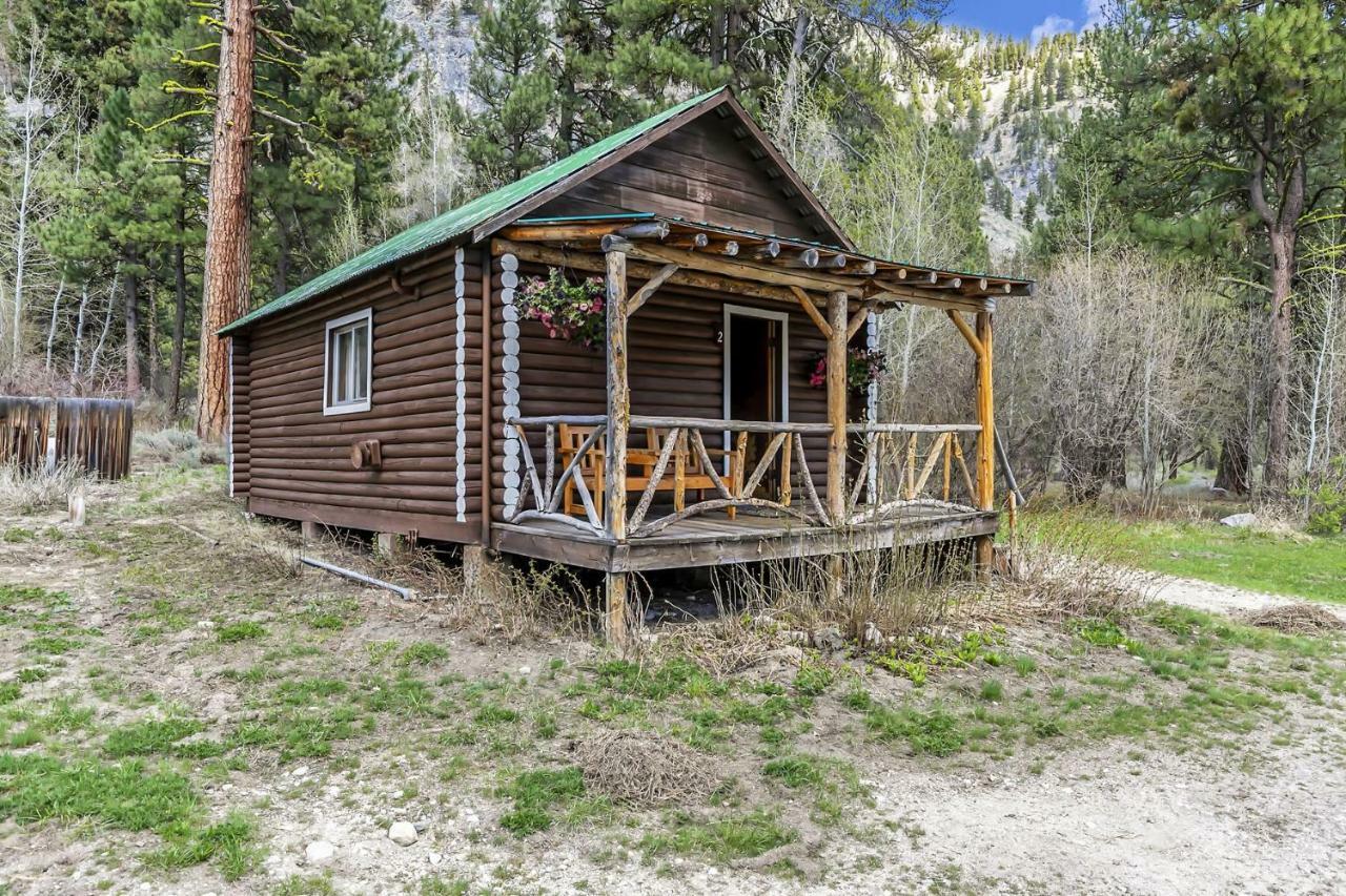 Sawtooth Lodge Stanley Bagian luar foto